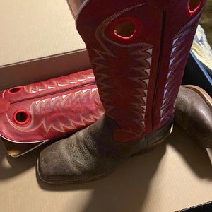 Tony lama cowboy boots only worn maybe twice